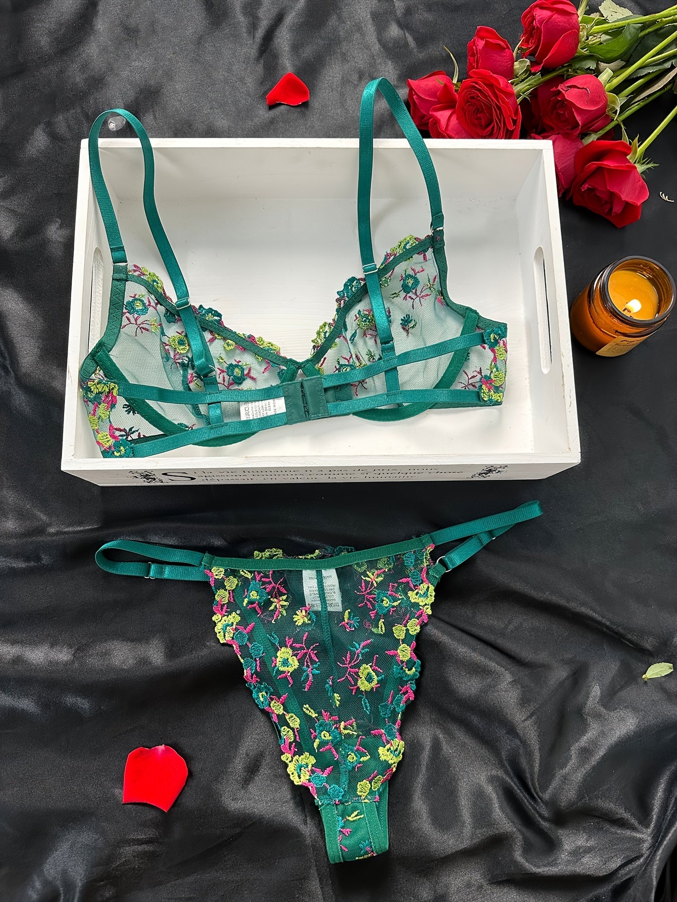 Conjunto de lencería con bordado floral, sujetador sin forro con aberturas y tanga de malla, lencería y ropa interior sexy para mujer