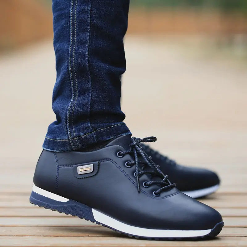 Zapatos casuales de negocios de cuero  para hombre, zapatillas transpirables para exteriores, mocasines de moda para hombre, calzado para caminar, tenis femeninos