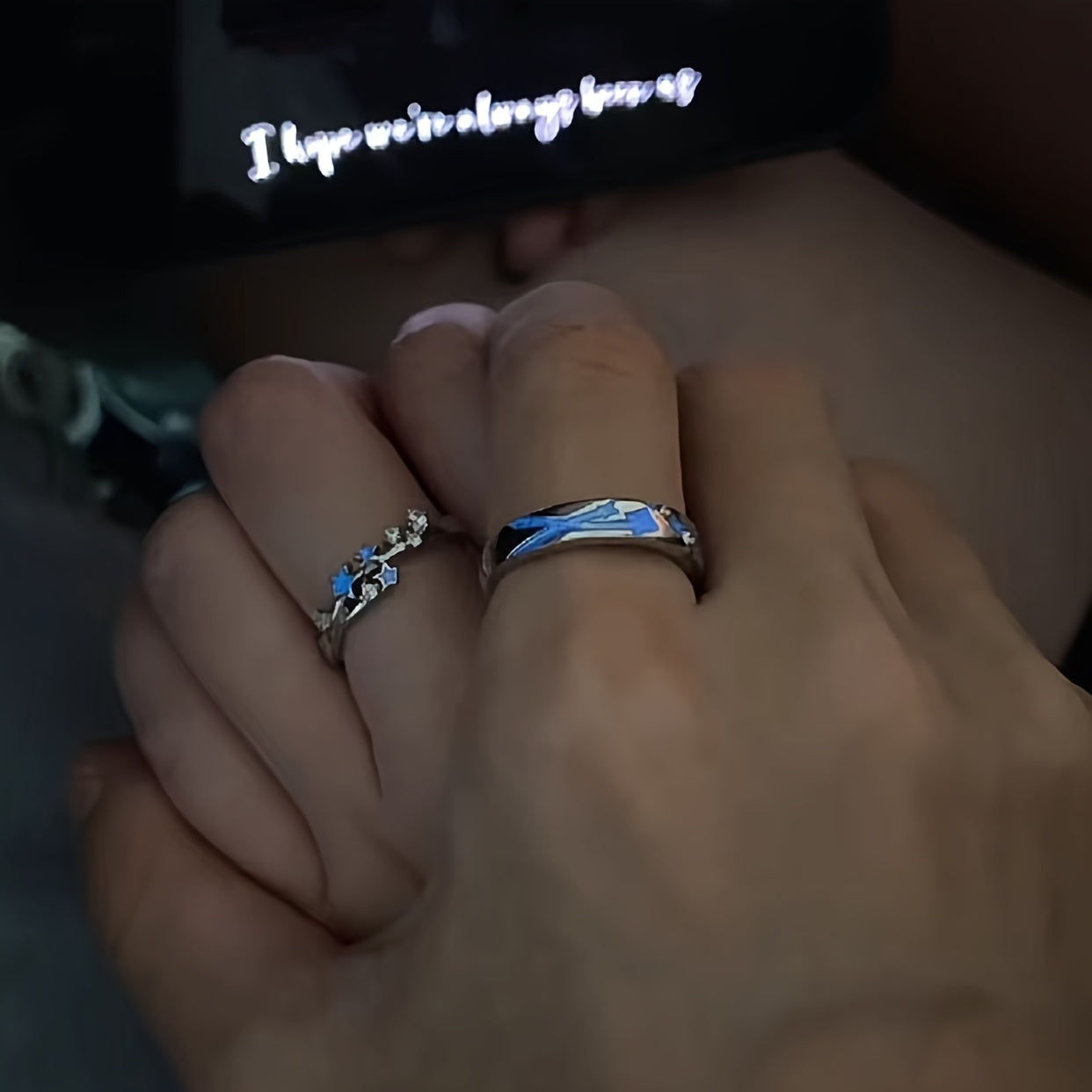 Elegante juego de 2 anillos para parejas: diseño ajustable y luminoso de noche estrellada con diamantes de imitación, aleación plateada: perfecto para uso diario y para regalar